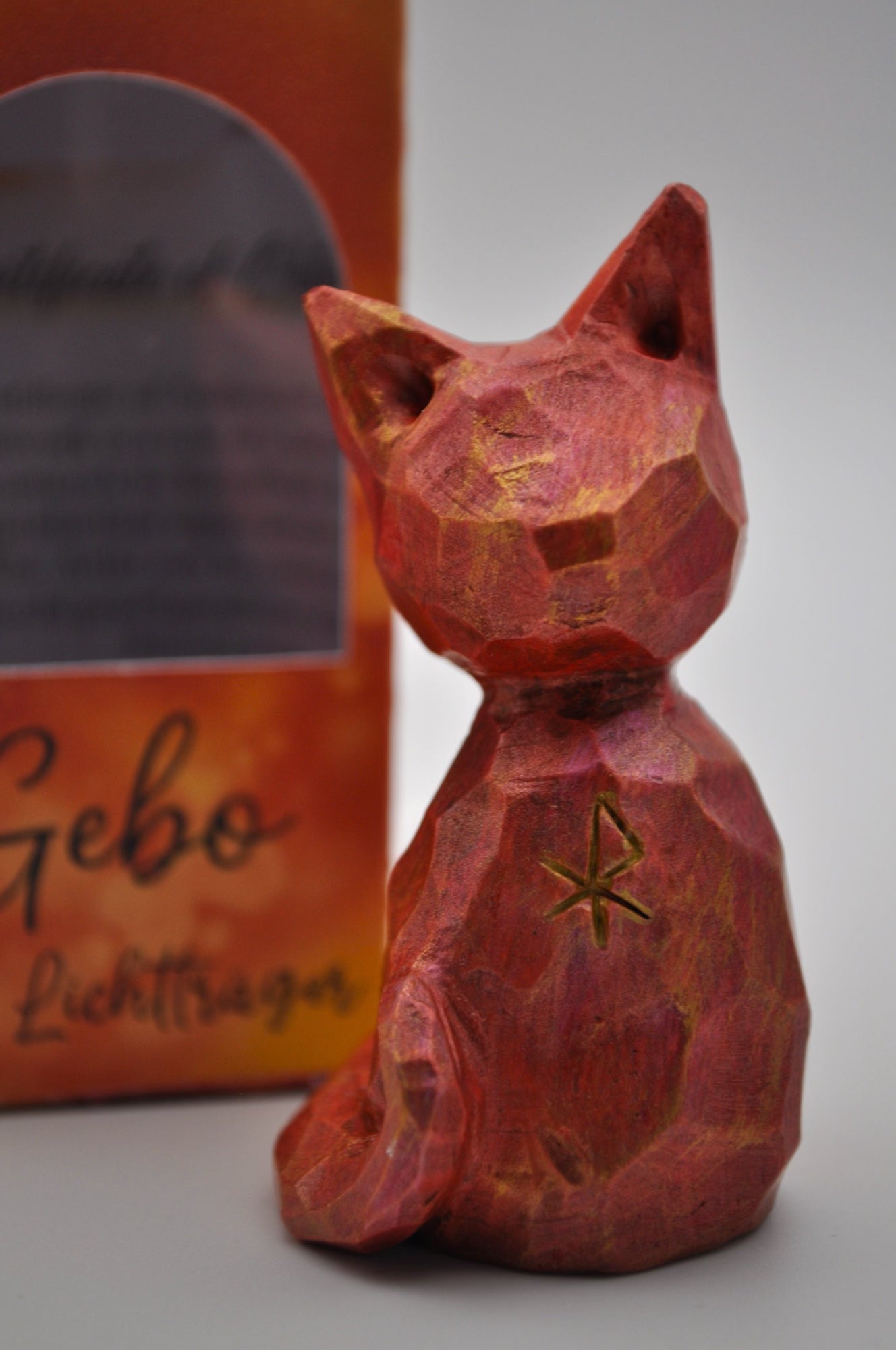 Wächterfiguren Gebo und Algiz